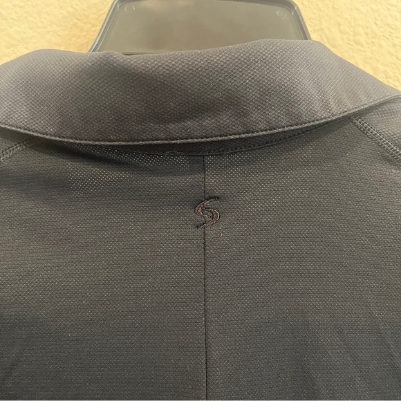 Men’s Lululemon navy blue light weight snap polo shirt fits like medium - Picture 4 of 7